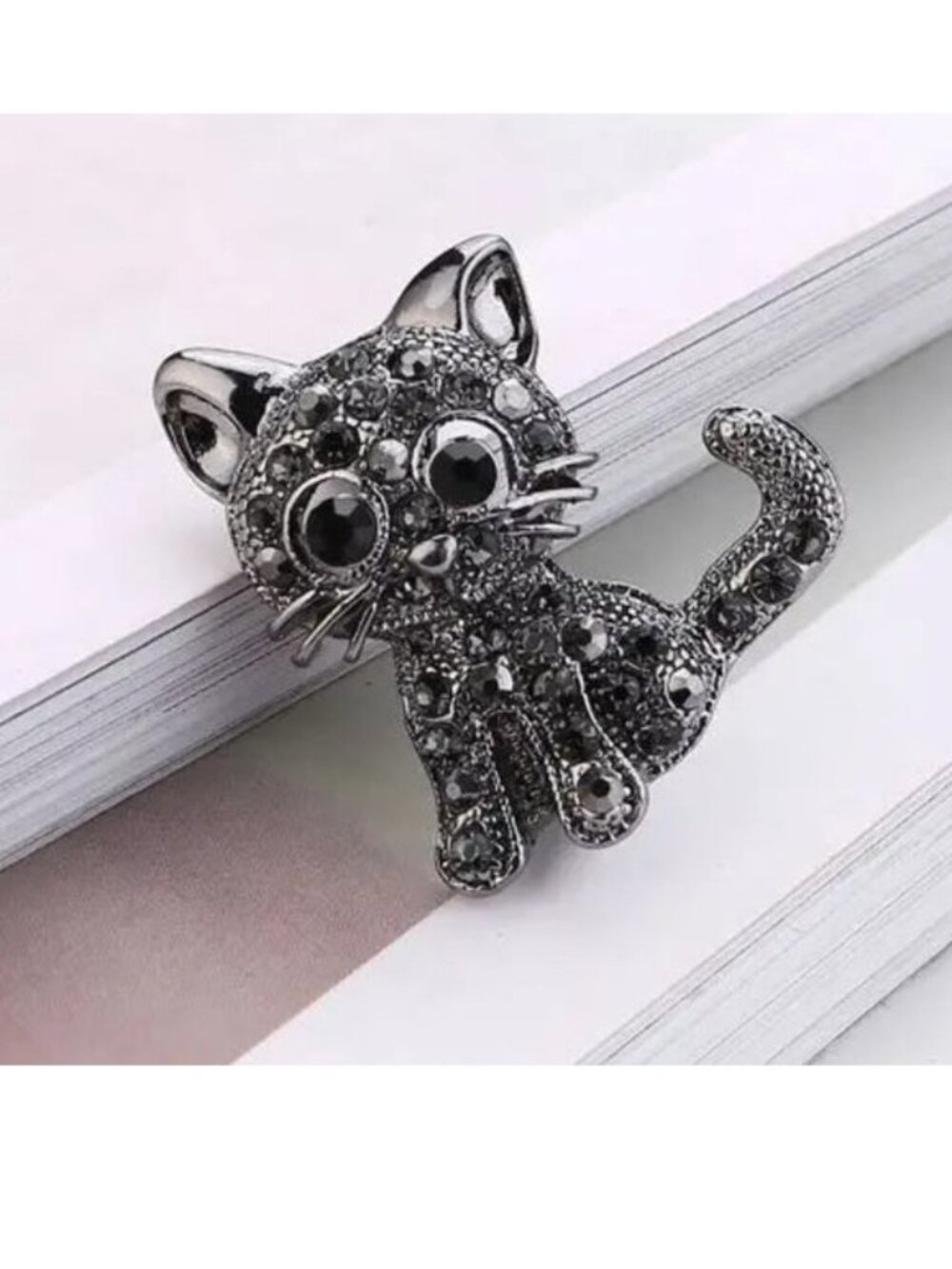 Cat Brooch Crystal Rhinestone Kitten Sparkle Glam Trendy Cute Stylish Stunning